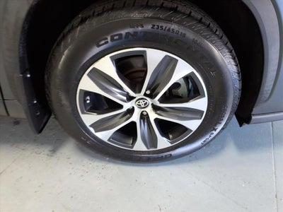 2020 Toyota Highlander Hybrid XLE