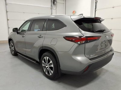 2026 Toyota Highlander Hybrid XLE