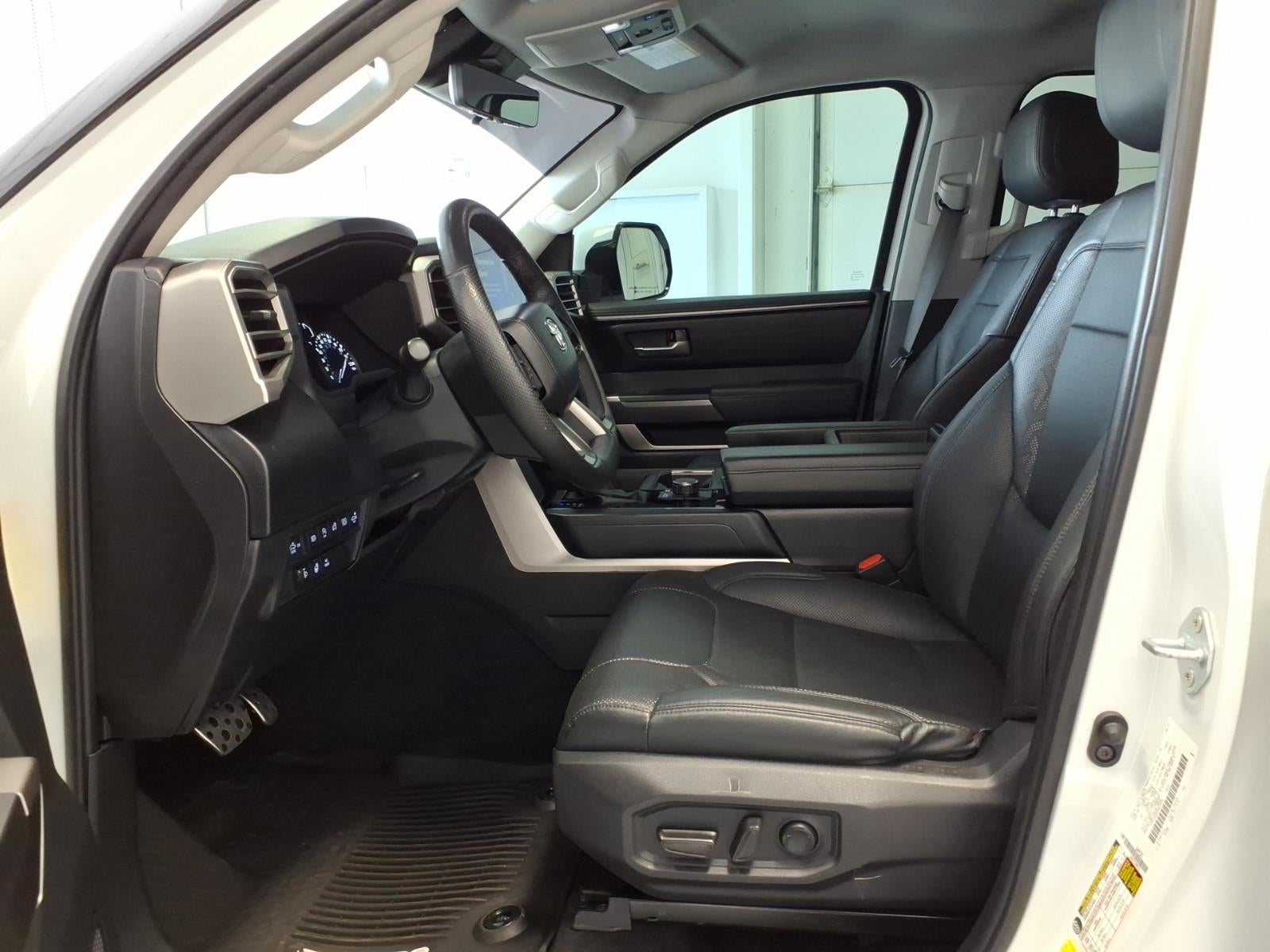 2022 Toyota Tundra 2WD SR5