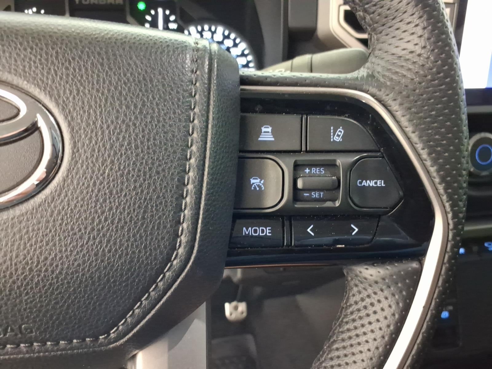 2022 Toyota Tundra 2WD SR5