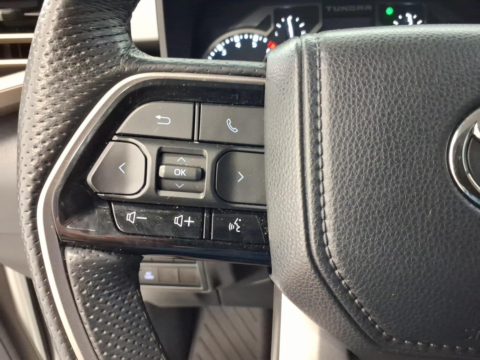 2022 Toyota Tundra 2WD SR5