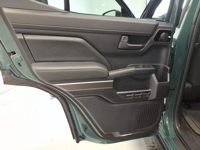 2025 Toyota 4Runner Hybrid Platinum