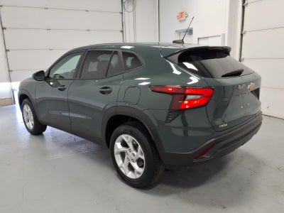 2025 Chevrolet Trax LS