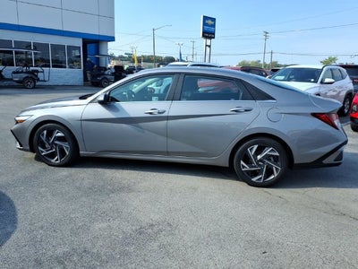2024 Hyundai Elantra SEL